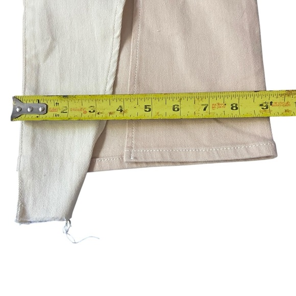 AQUA Two-Tone Split Hem Flare Jeans Size 27 Beige/Cream High Rise - Picture 6 of 7